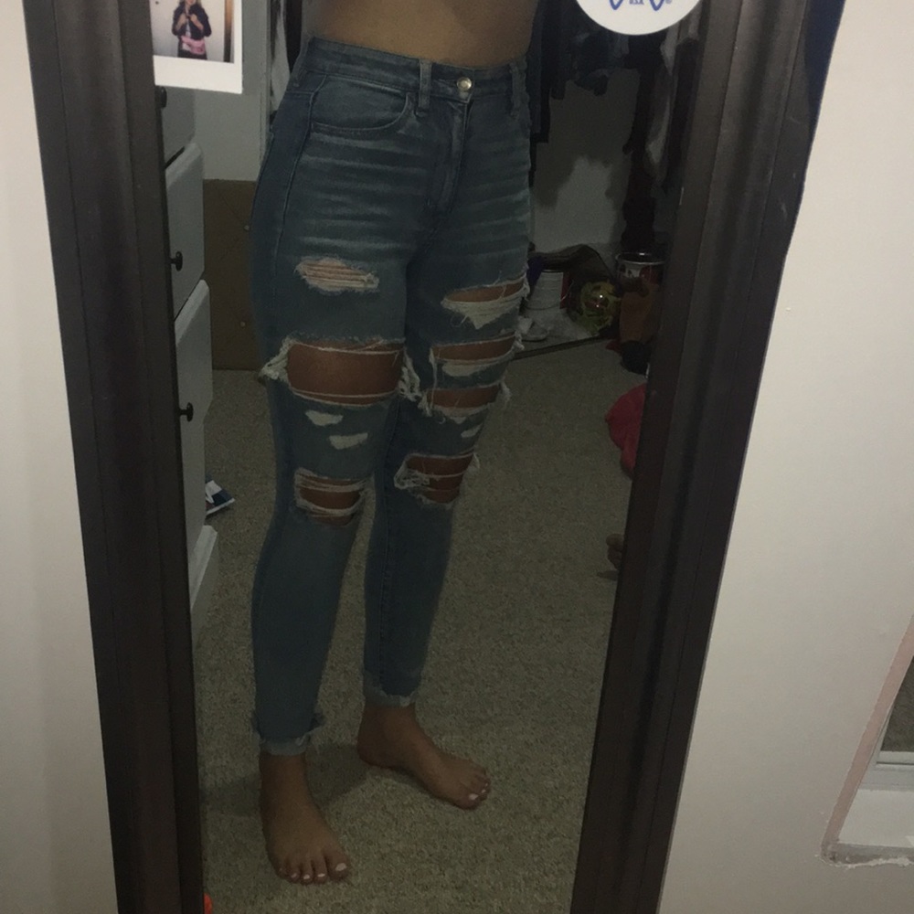 AE size 2 ripped jeggings!!